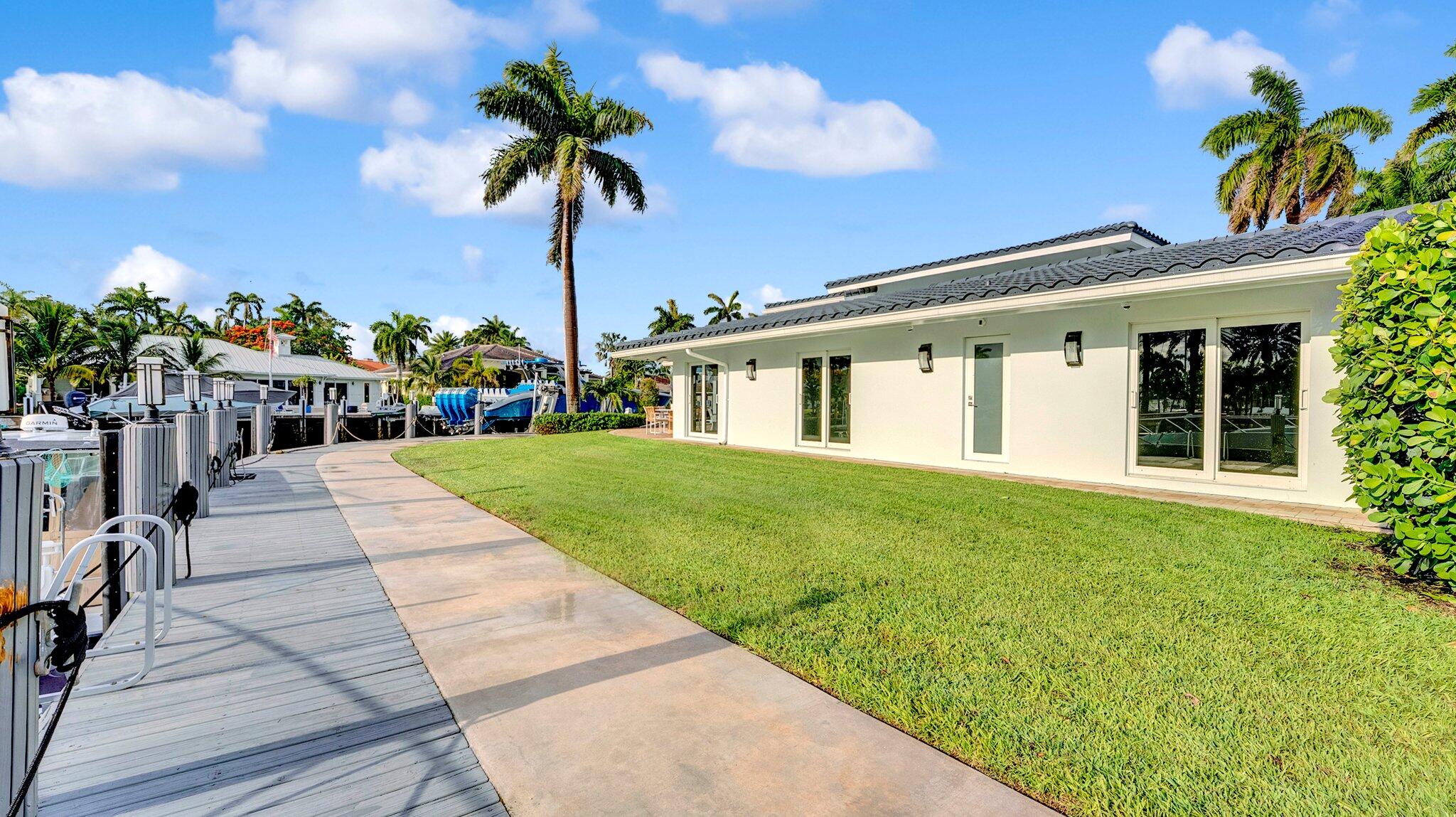 2593 SE 9th Pompano Beach, FL 33062