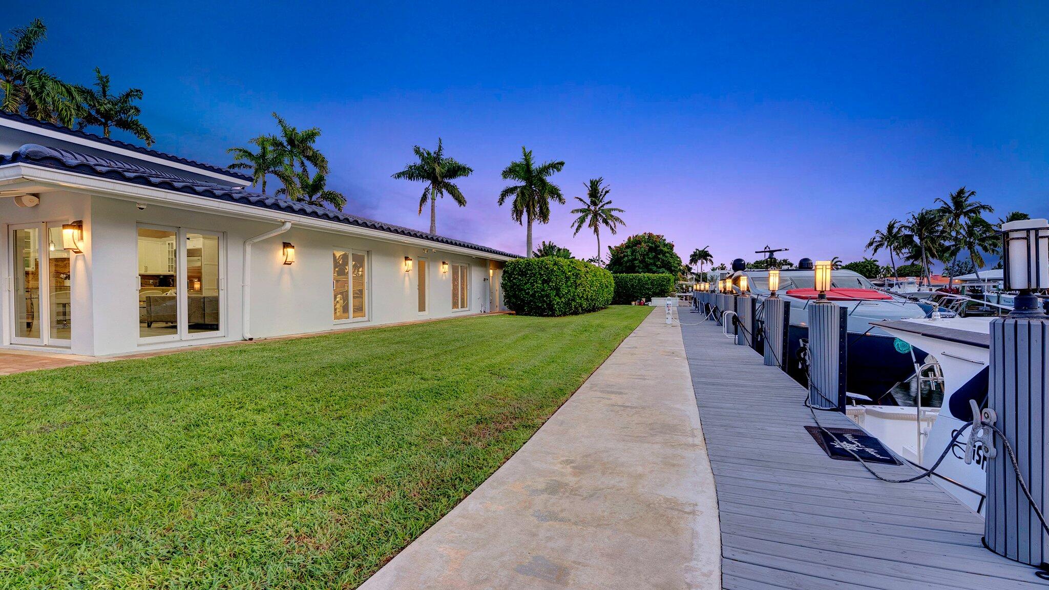 2593 SE 9th Pompano Beach, FL 33062