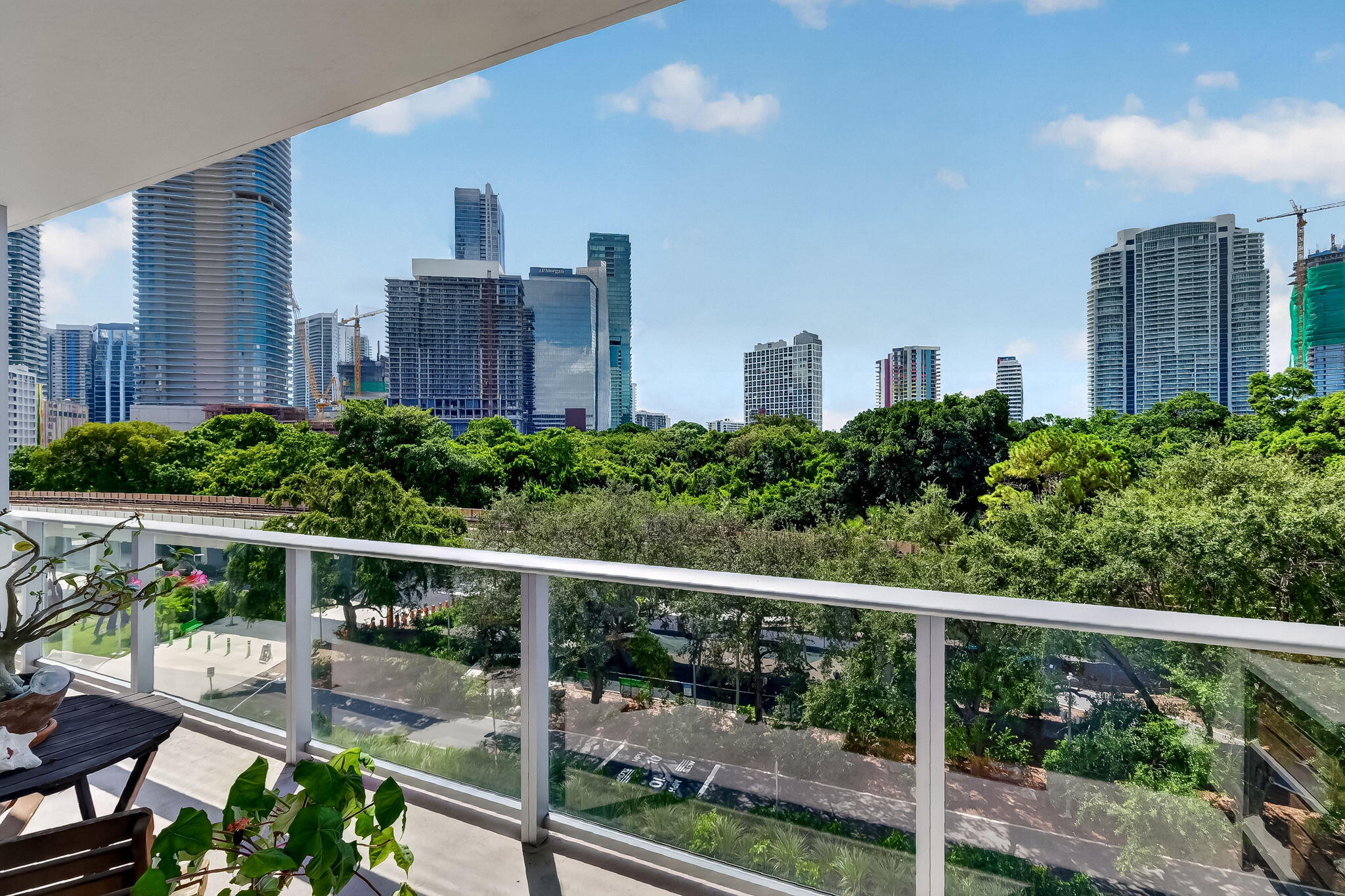 image Le Parc at Brickell17