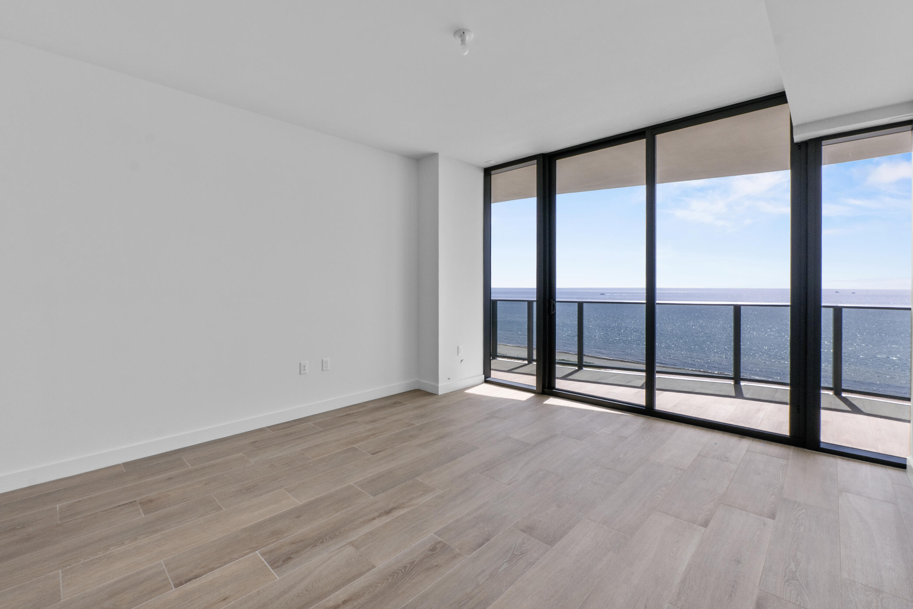 900 N Ocean Blvd #802 Pompano Beach, FL 33062
