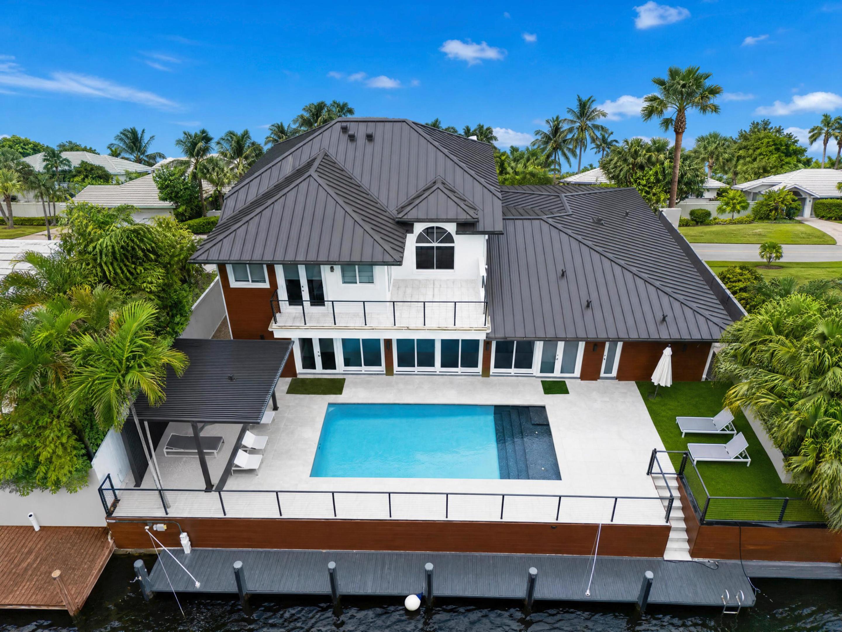 11 Castle Hbr Isle Dr