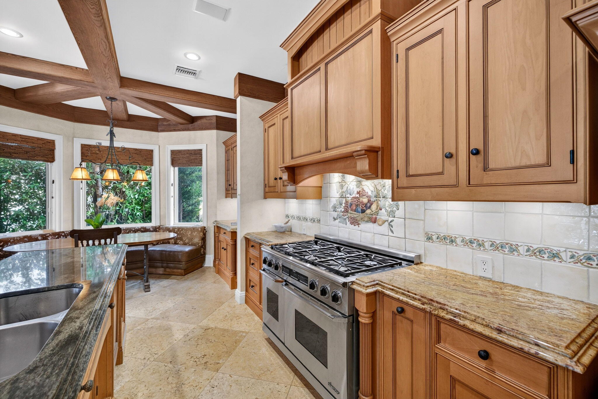 67 Royal Palm Dr Fort Lauderdale, FL 33301