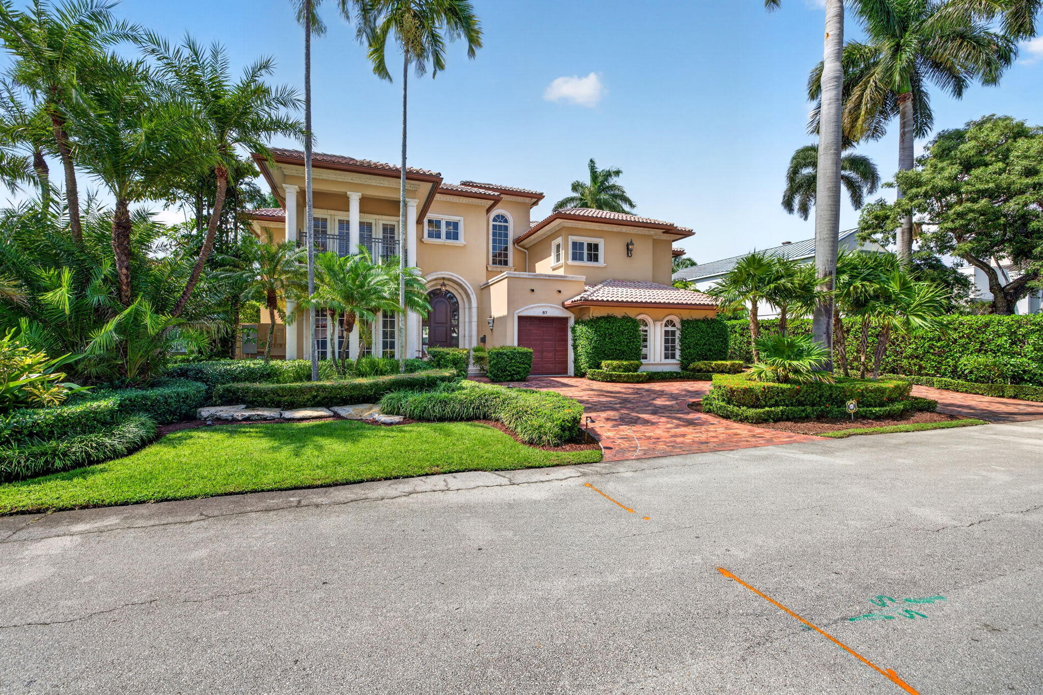 67 Royal Palm Dr Fort Lauderdale, FL 33301