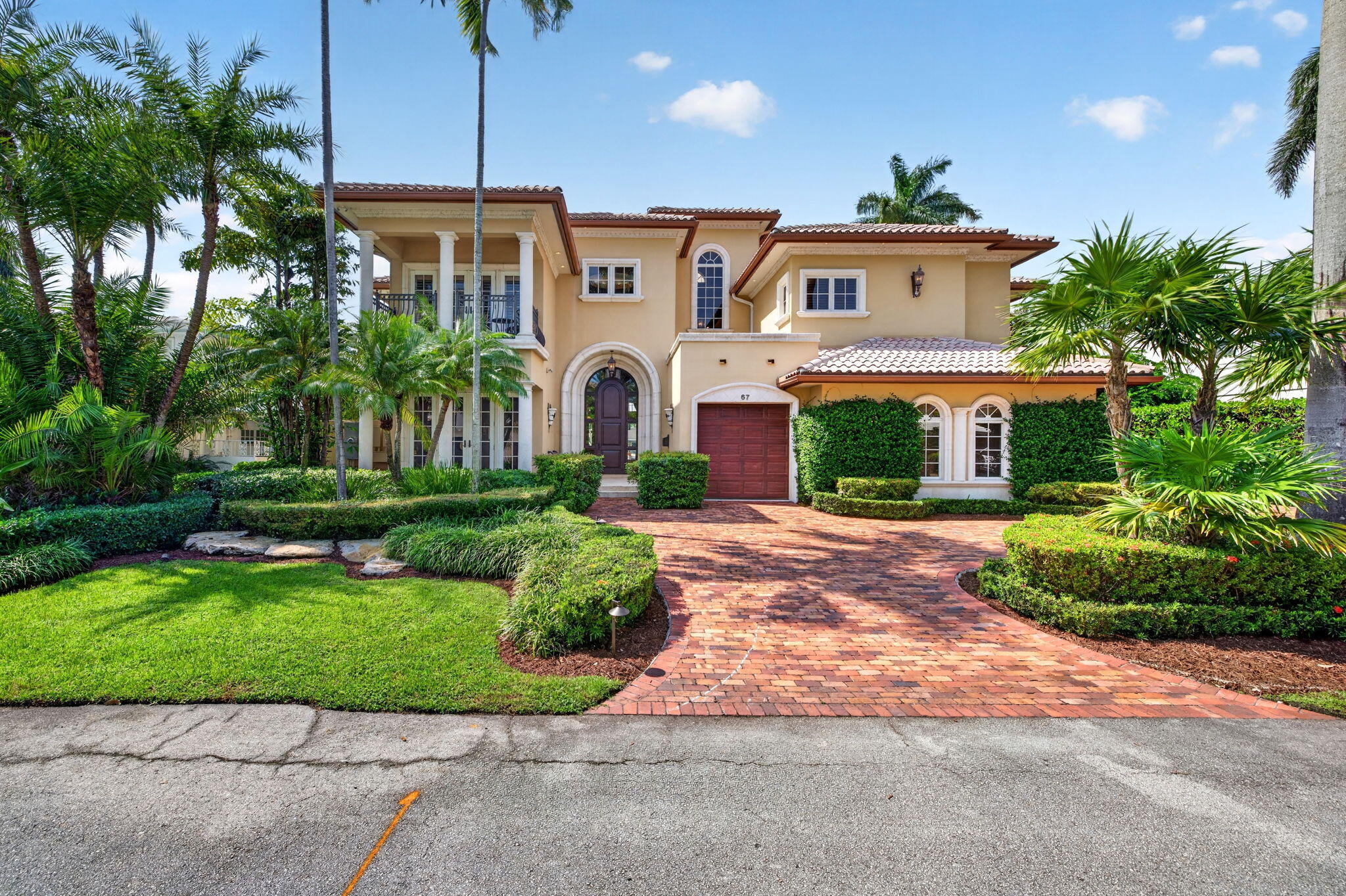 67 Royal Palm Dr Fort Lauderdale, FL 33301