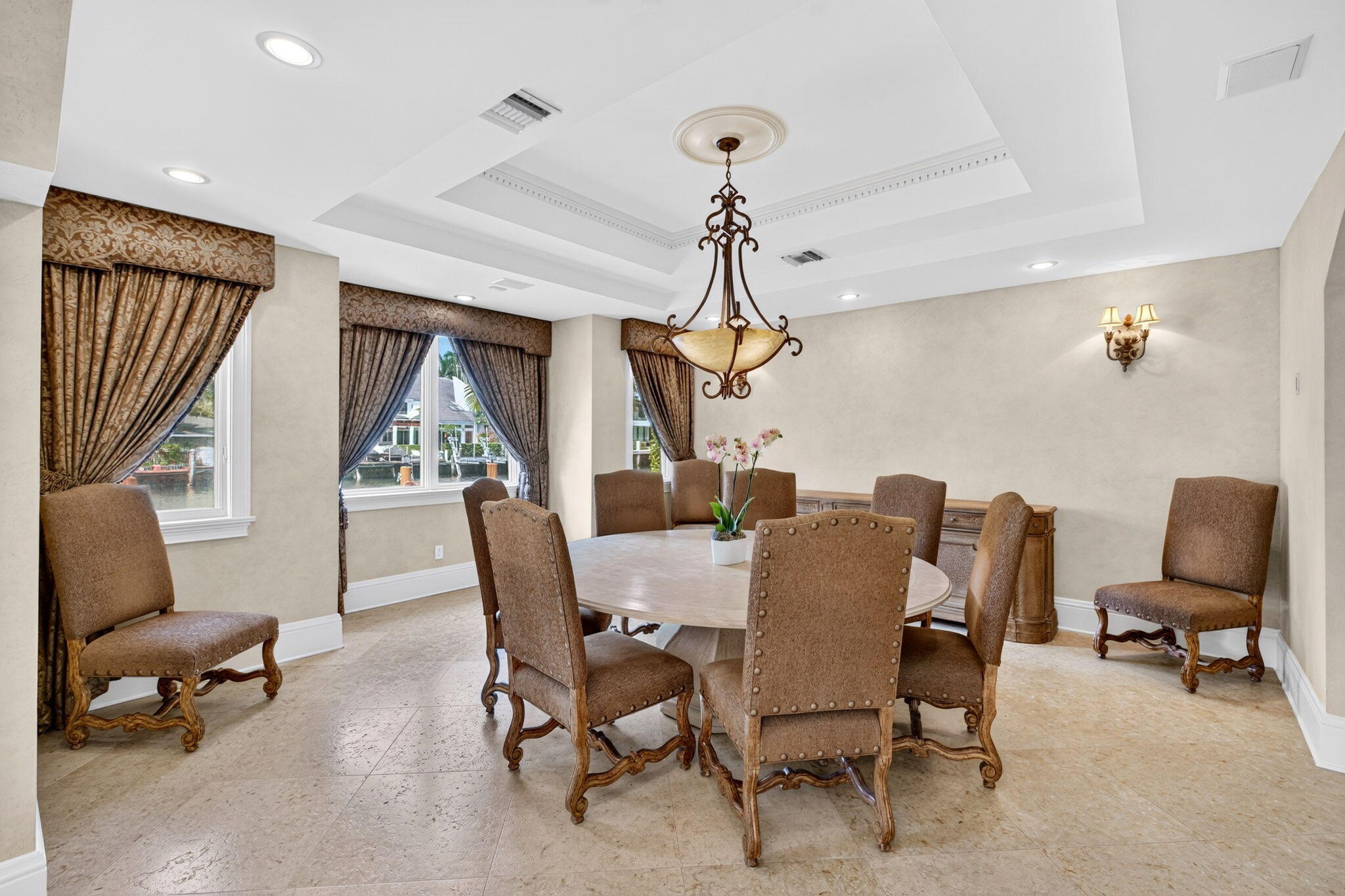 67 Royal Palm Dr Fort Lauderdale, FL 33301