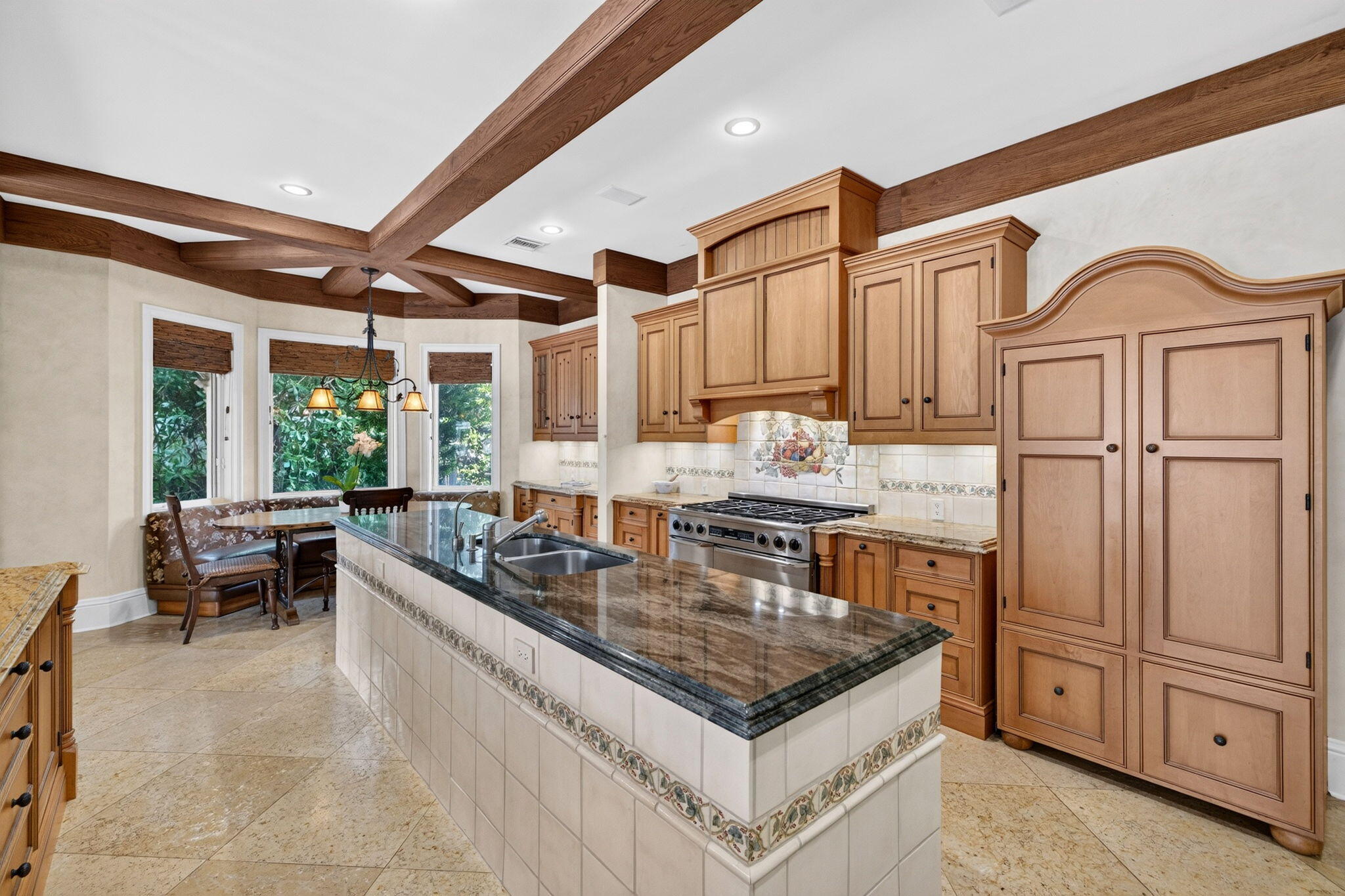 67 Royal Palm Dr Fort Lauderdale, FL 33301