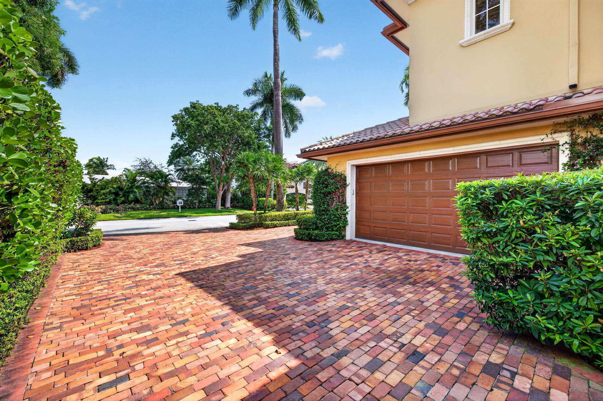 67 Royal Palm Dr Fort Lauderdale, FL 33301