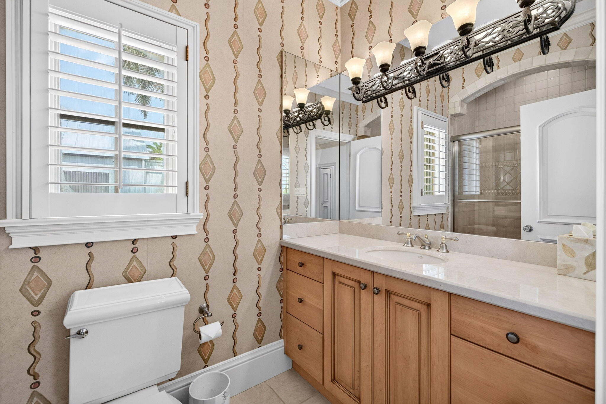 67 Royal Palm Dr Fort Lauderdale, FL 33301