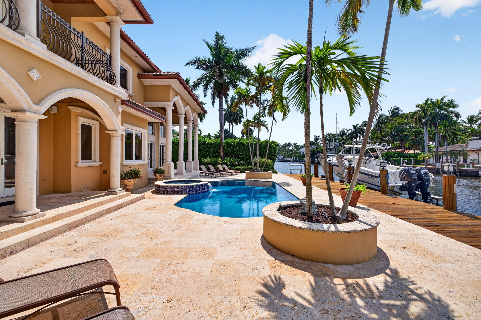 67 Royal Palm Dr Fort Lauderdale, FL 33301
