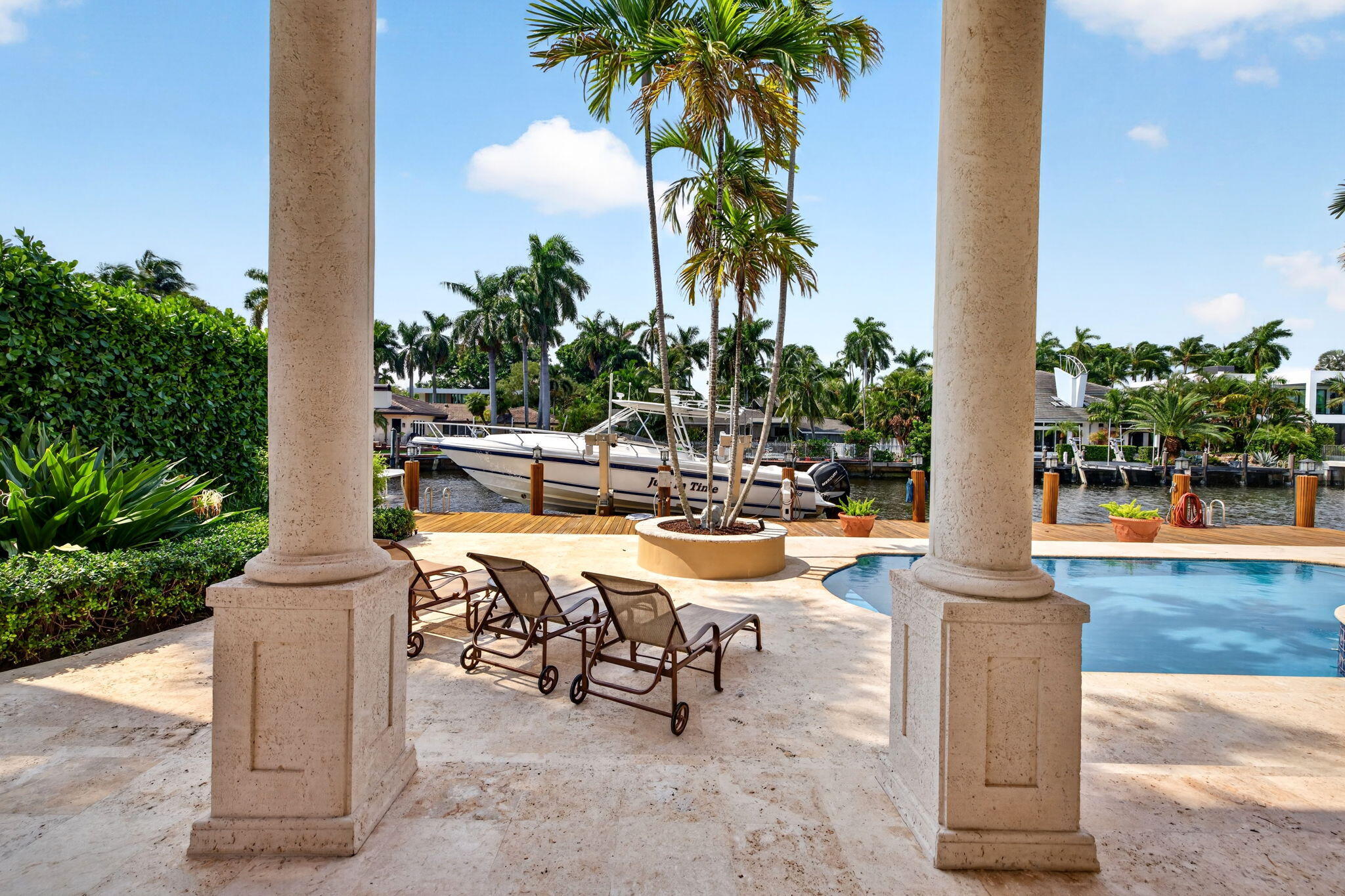 67 Royal Palm Dr Fort Lauderdale, FL 33301