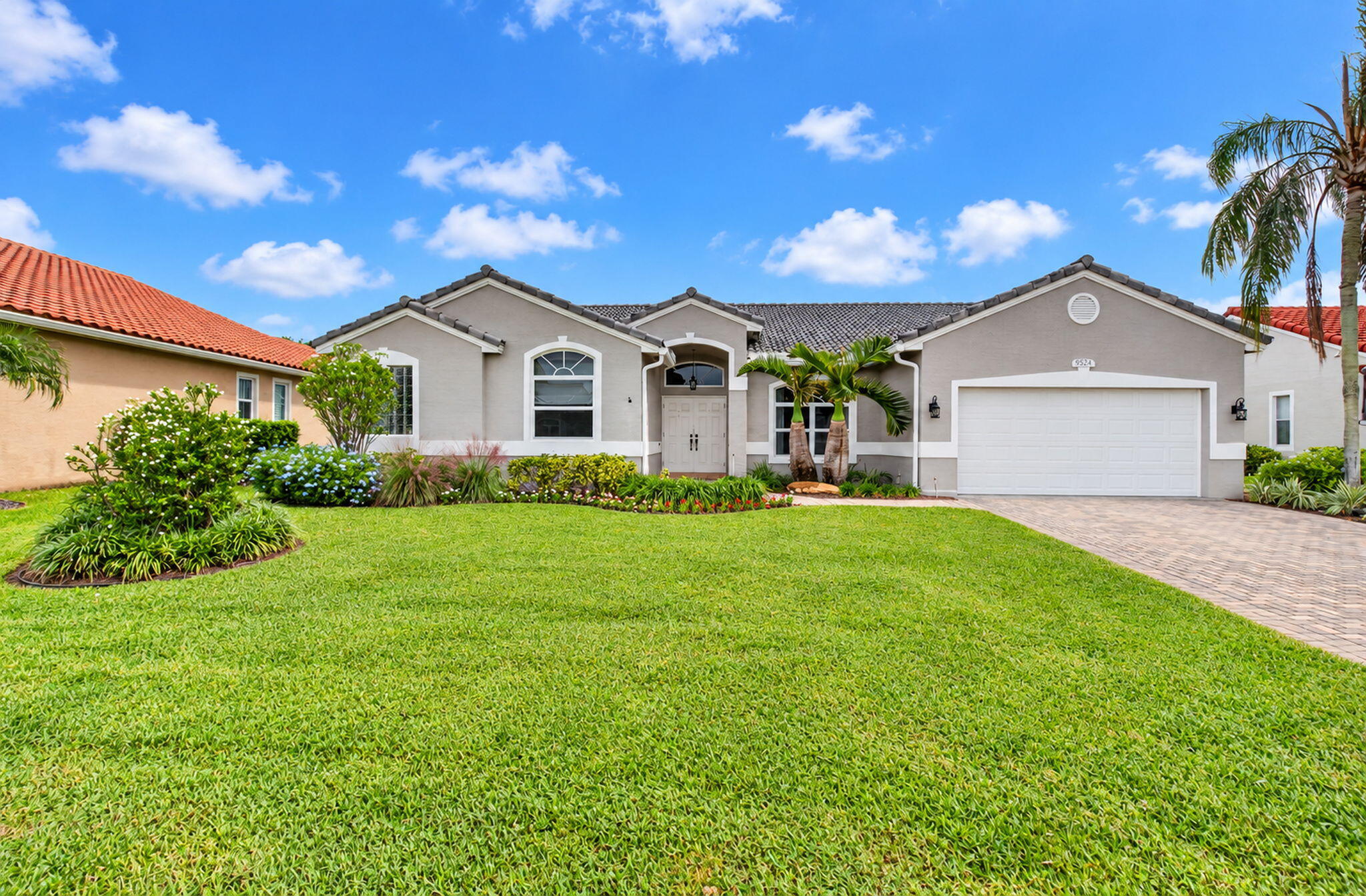 9524 Lake Serena Dr