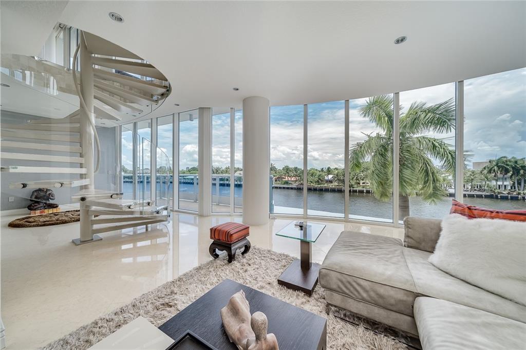 715 BAYSHORE DR #401