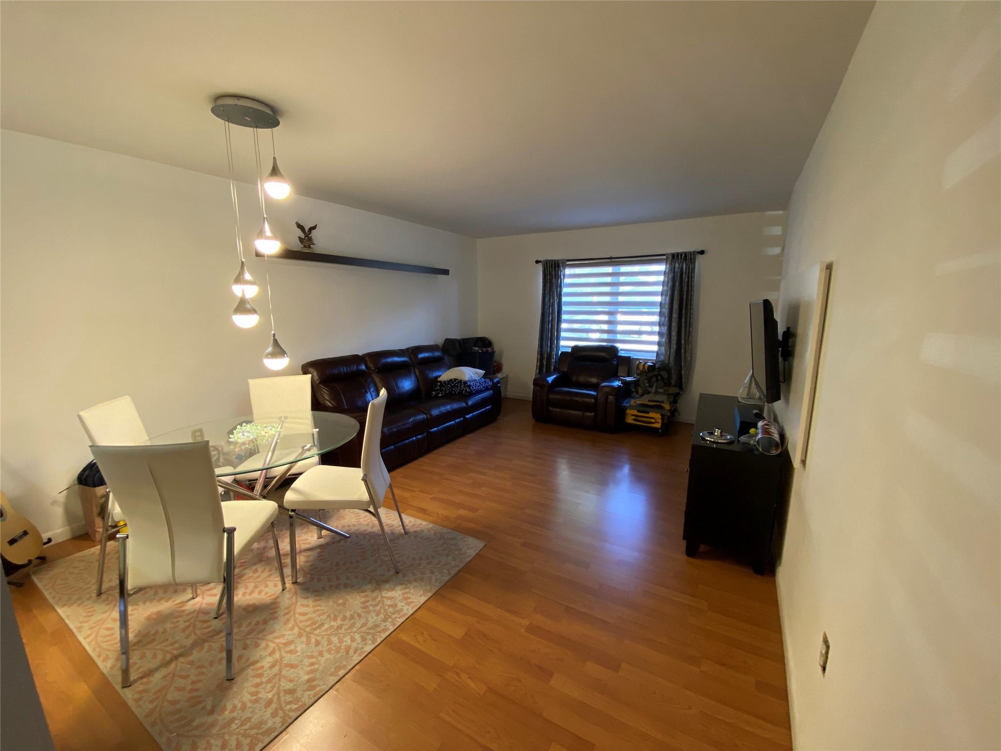 4354 NW 9th Ave #14-1E