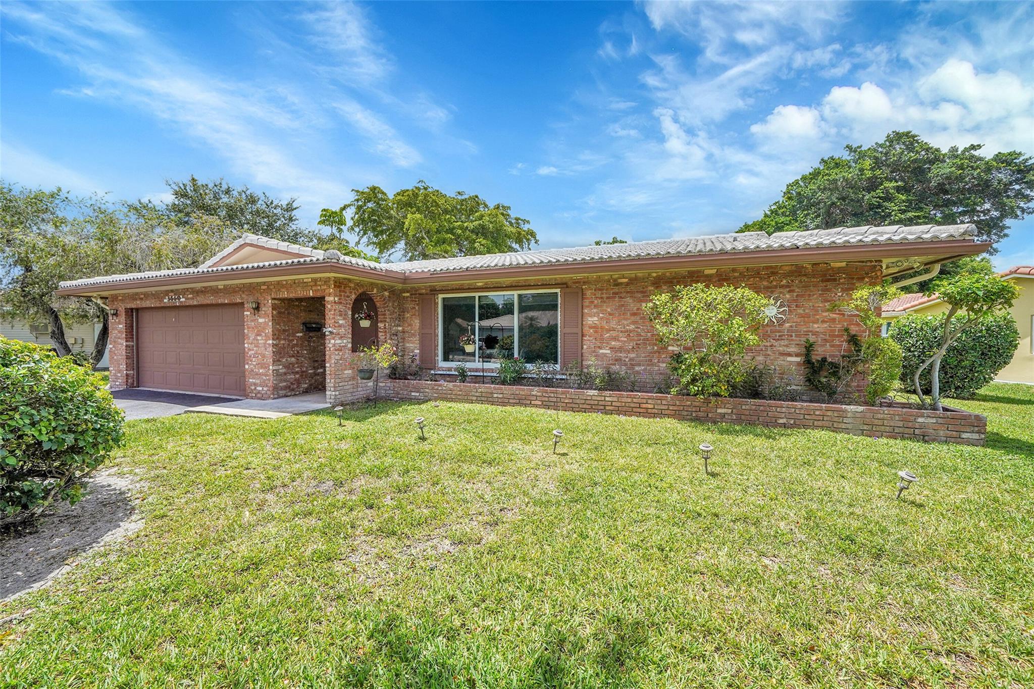 3660 NW 108th Dr