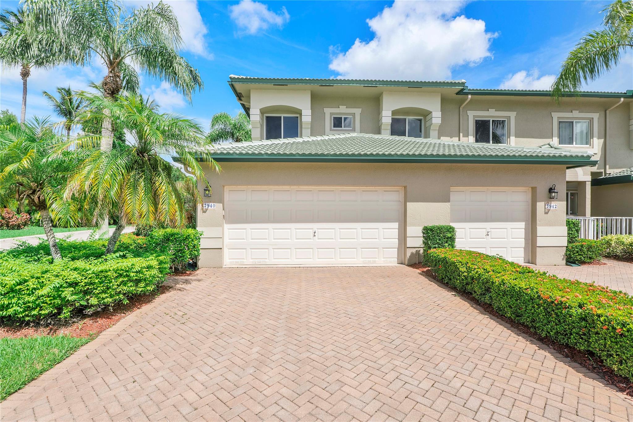 7940 Exeter Cir #201