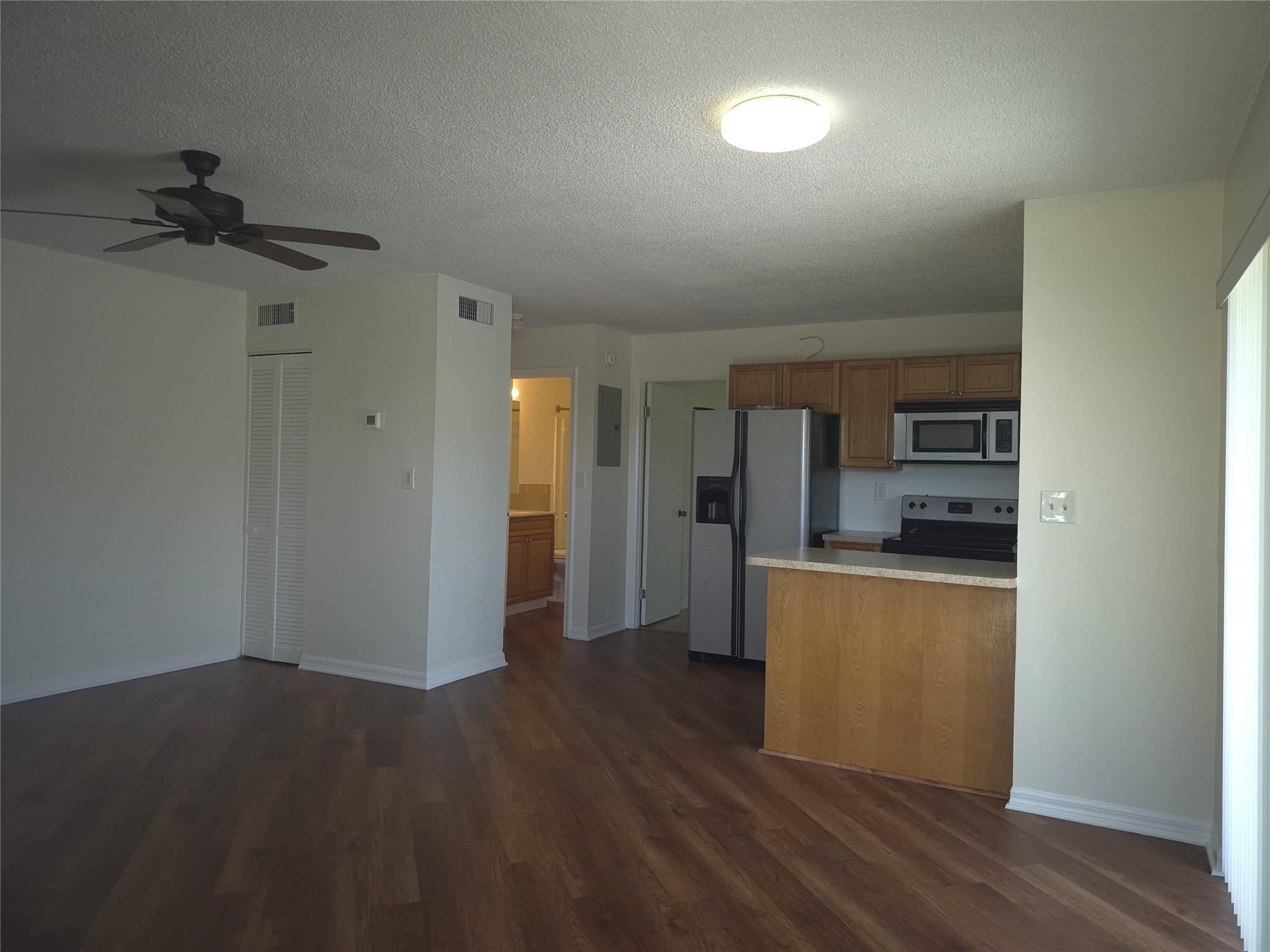 3107 NW 2nd Ter #2