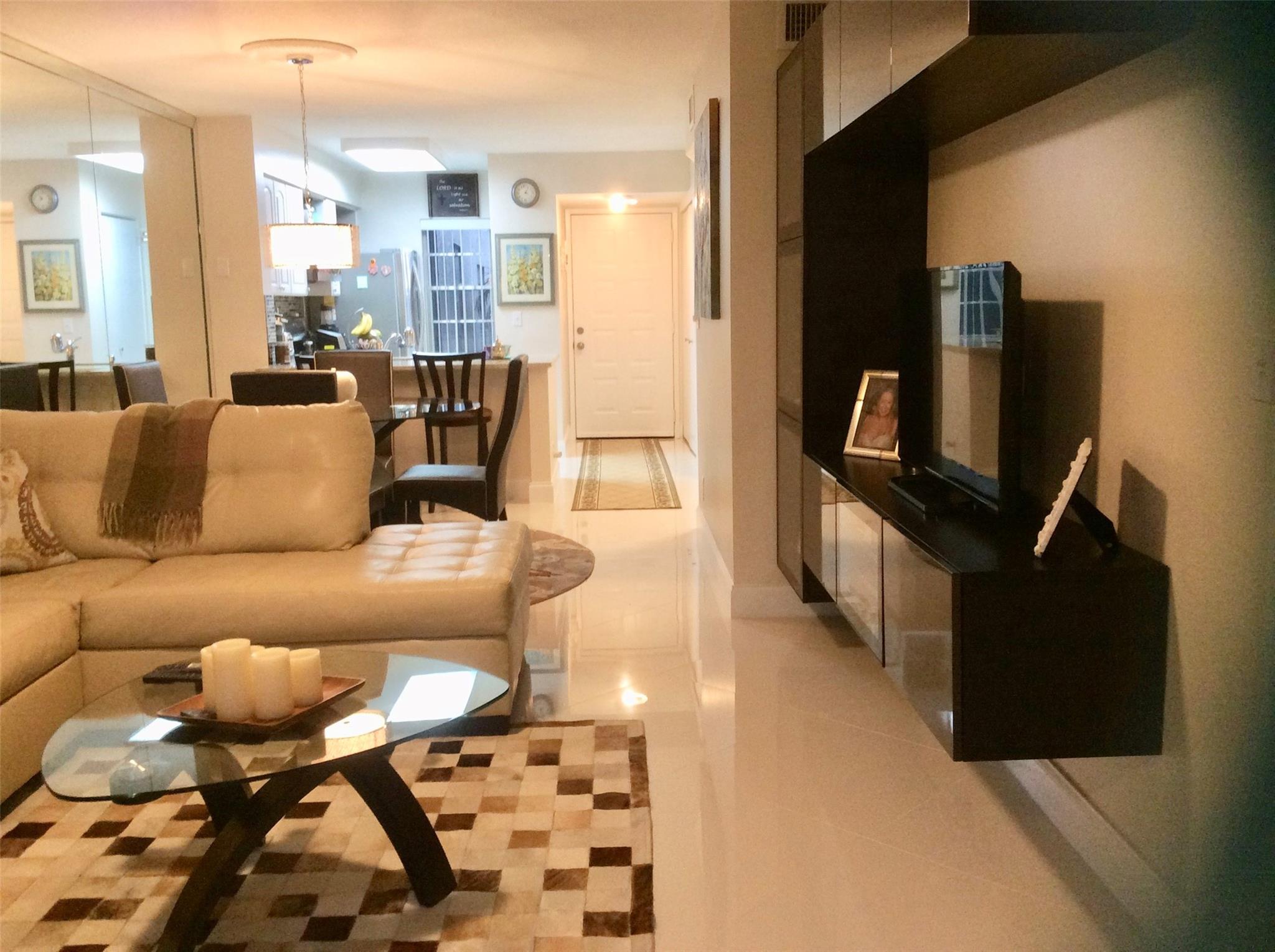 2220 N Cypress Bnd Dr #104