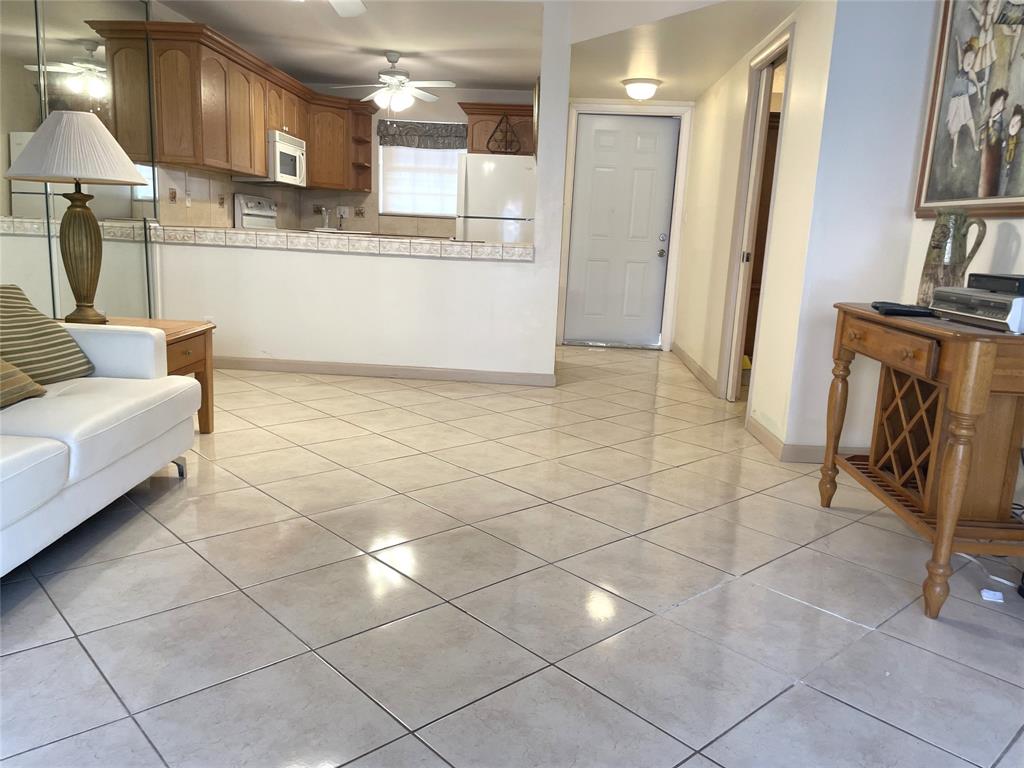 630 Tennis Clb Dr #307
