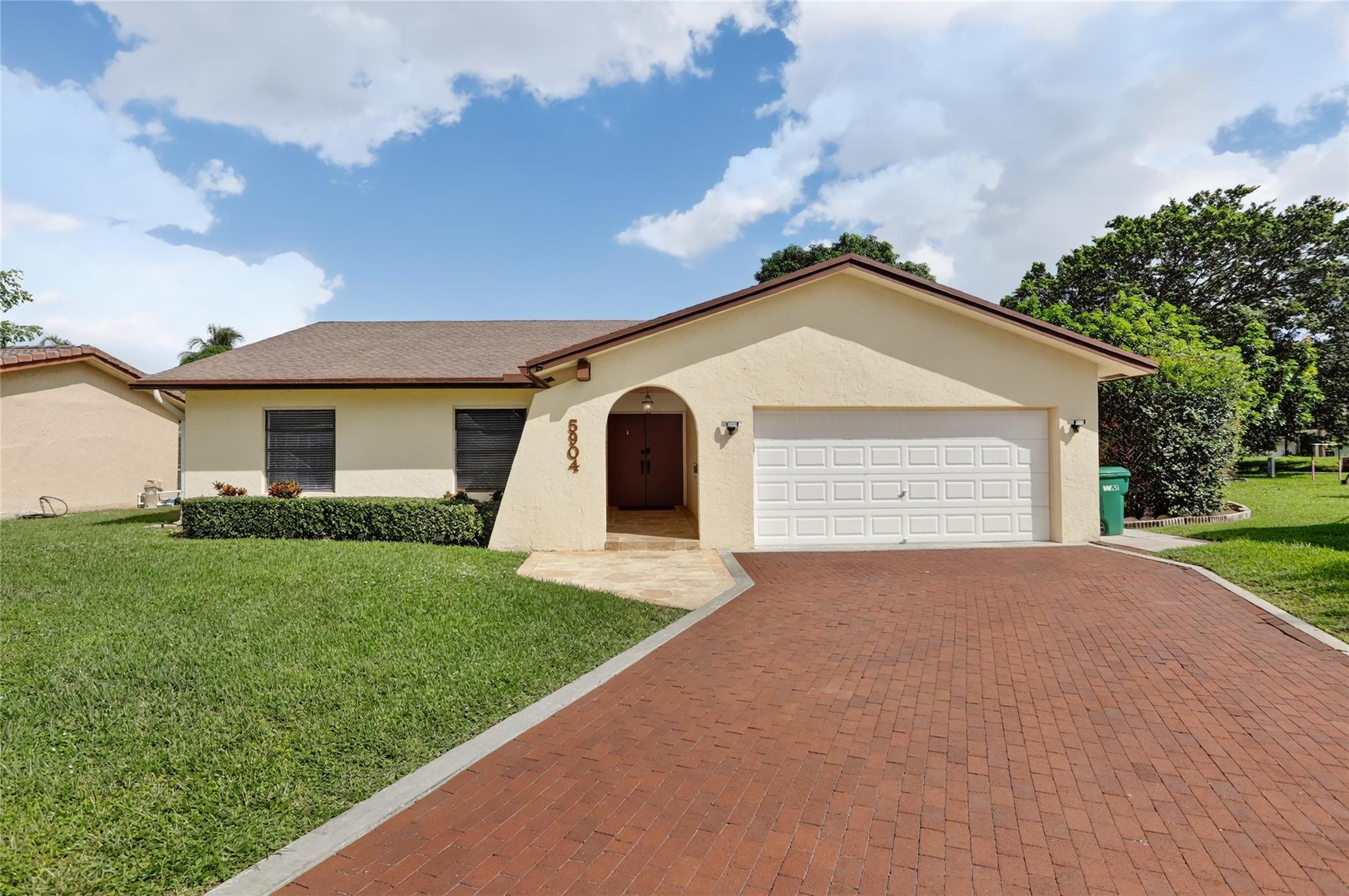 5904 Blue Beech Ct