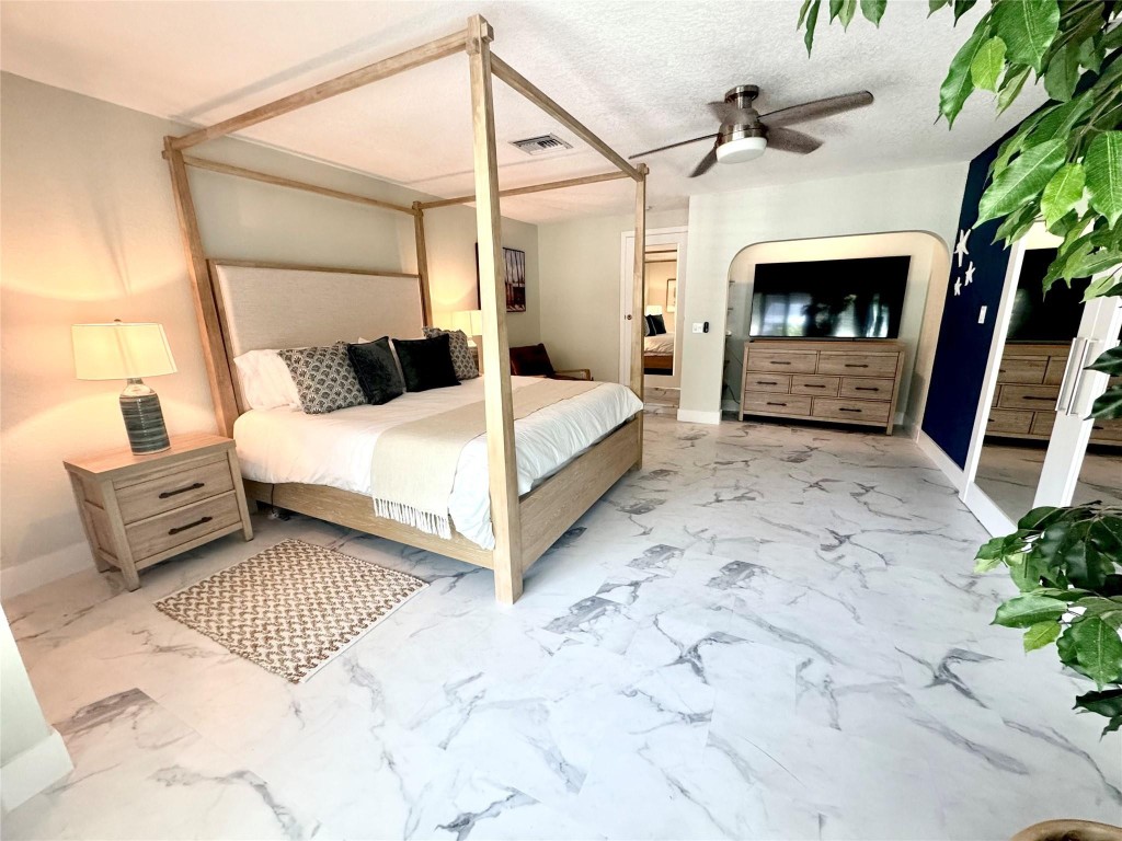 1820 Bel Air Pompano Beach, FL 33062