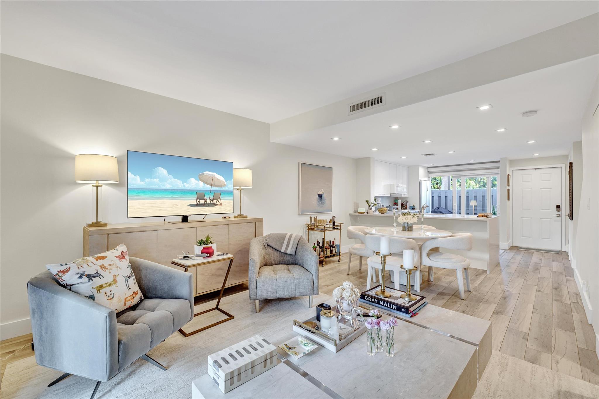 1991 NE 15th Ave Fort Lauderdale, FL 33305