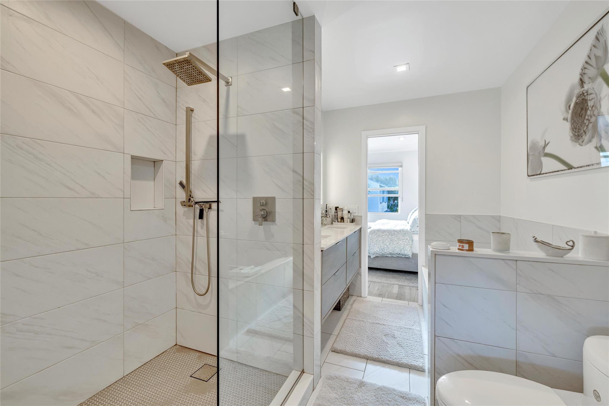 1991 NE 15th Ave Fort Lauderdale, FL 33305