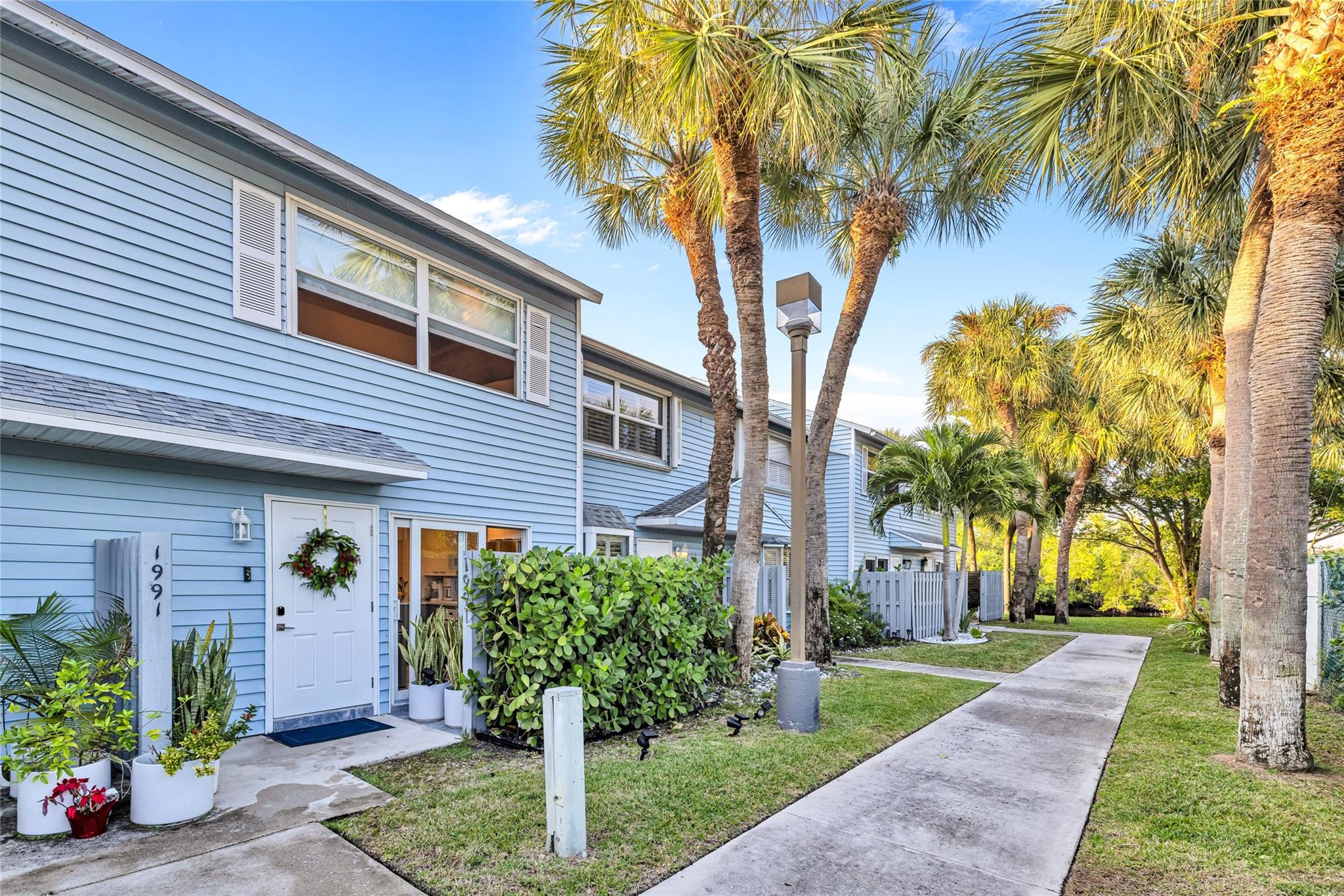 1991 NE 15th Ave Fort Lauderdale, FL 33305