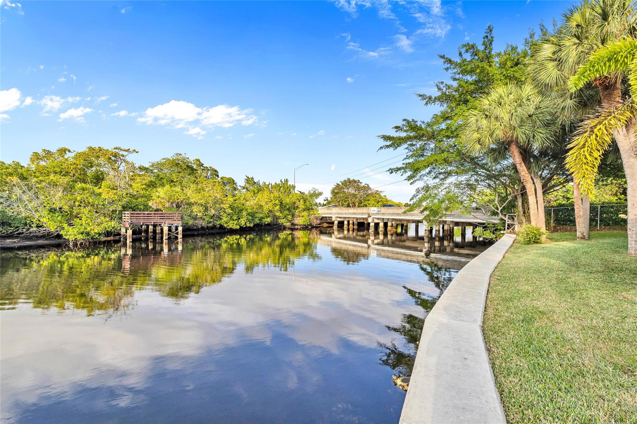 1991 NE 15th Ave Fort Lauderdale, FL 33305