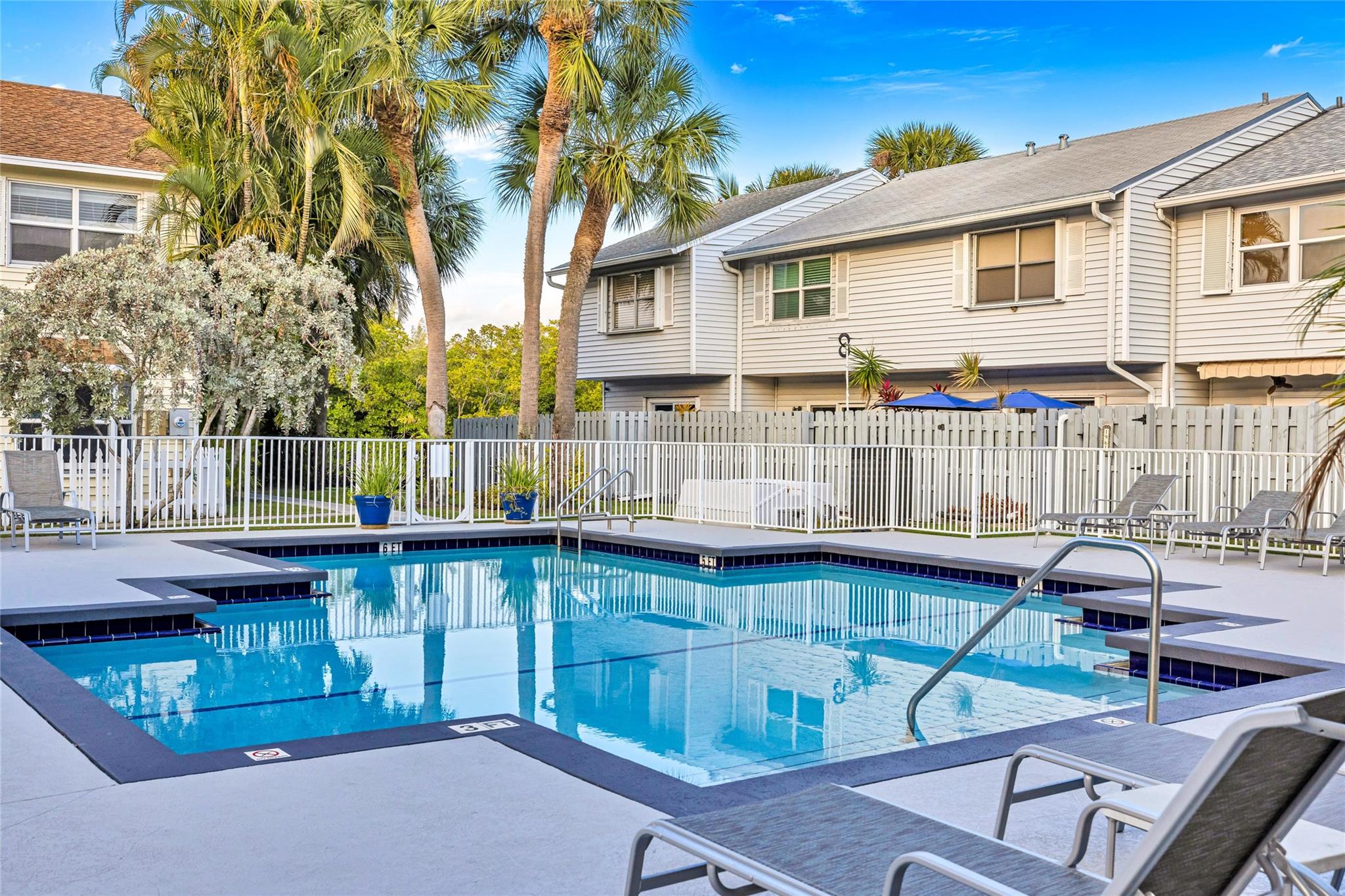 1991 NE 15th Ave Fort Lauderdale, FL 33305