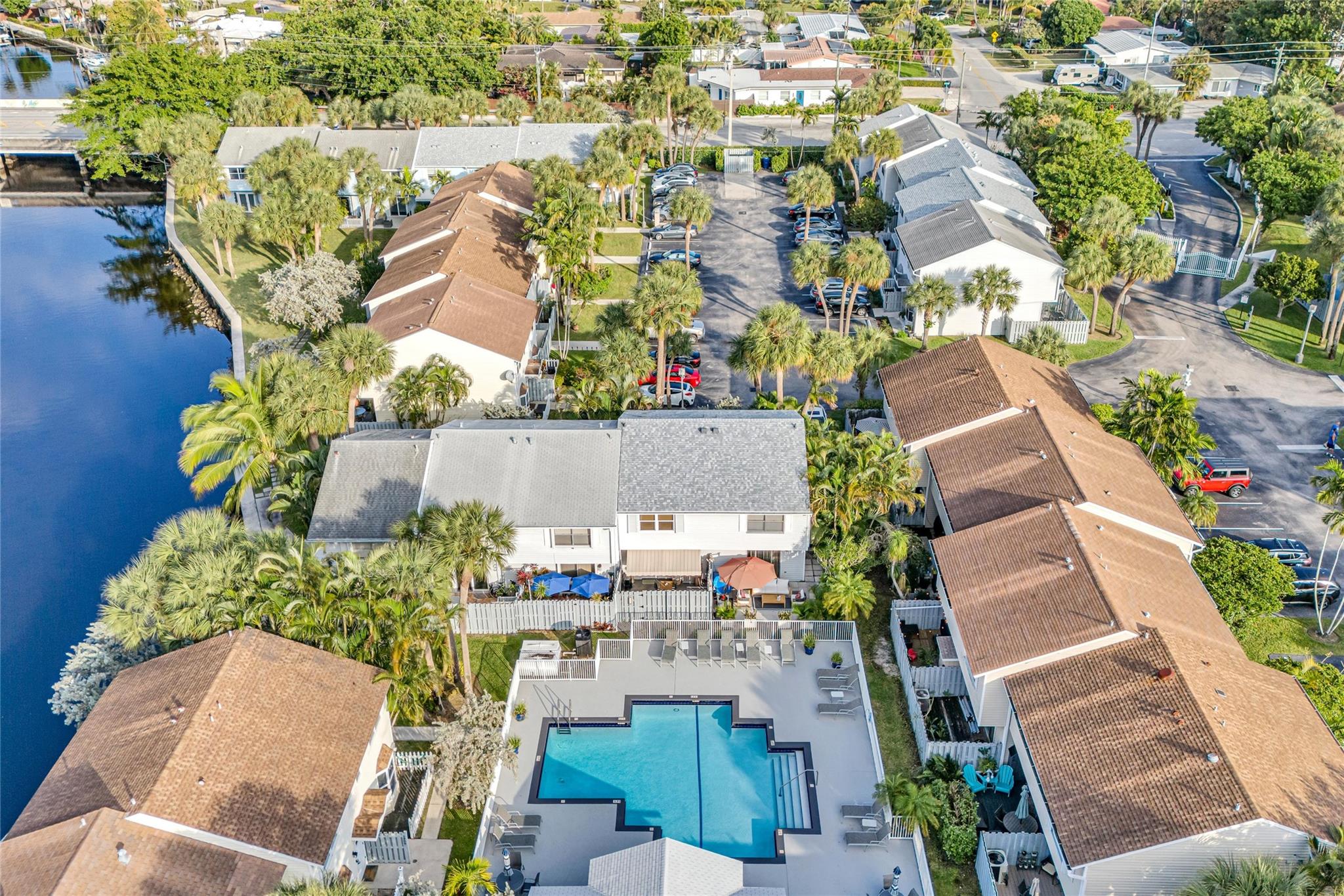 1991 NE 15th Ave Fort Lauderdale, FL 33305