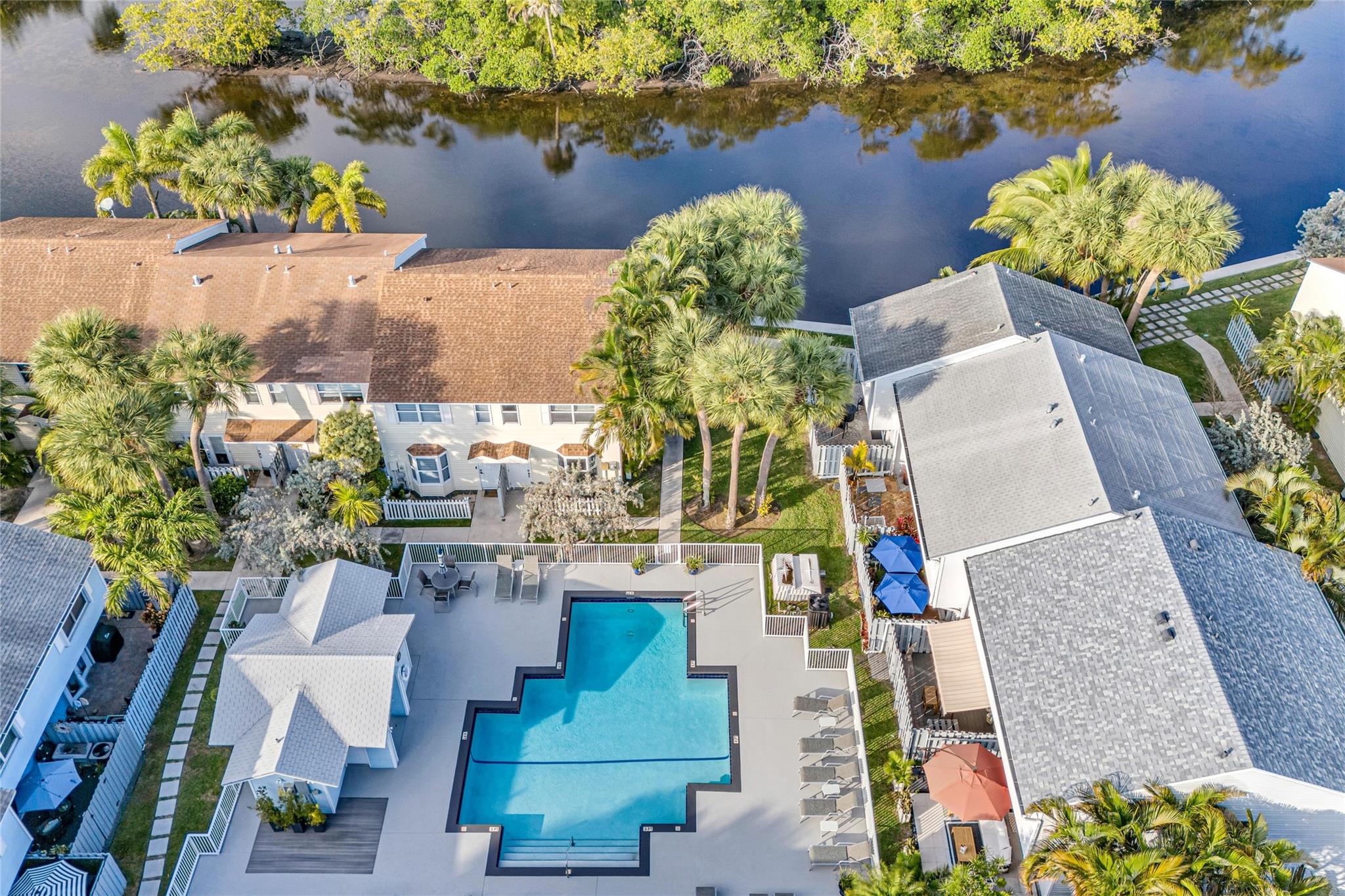 1991 NE 15th Ave Fort Lauderdale, FL 33305