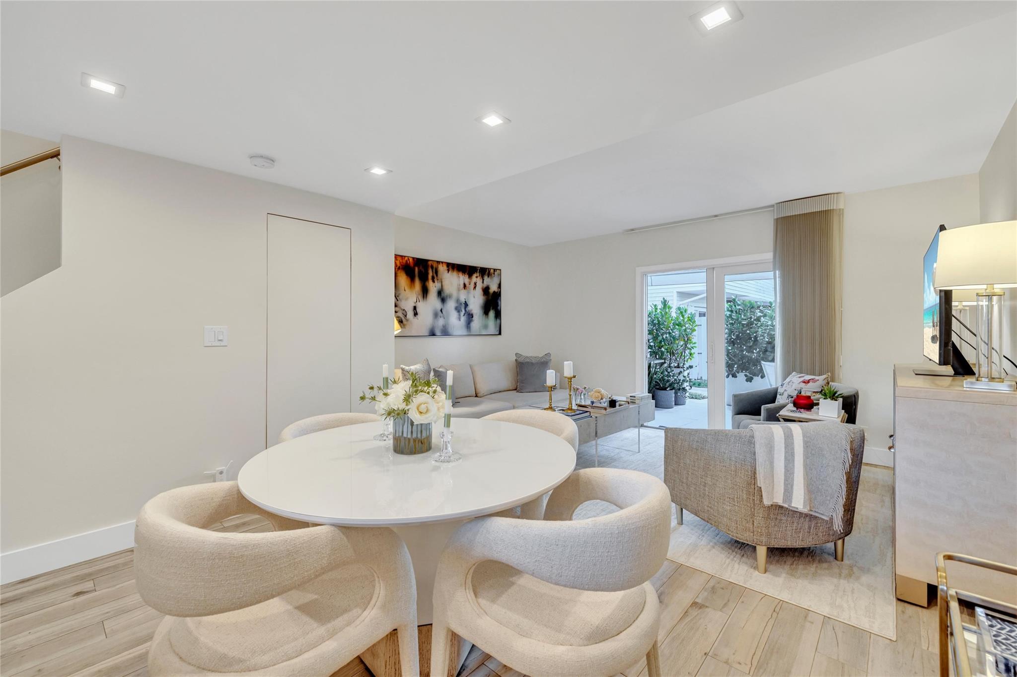 1991 NE 15th Ave Fort Lauderdale, FL 33305