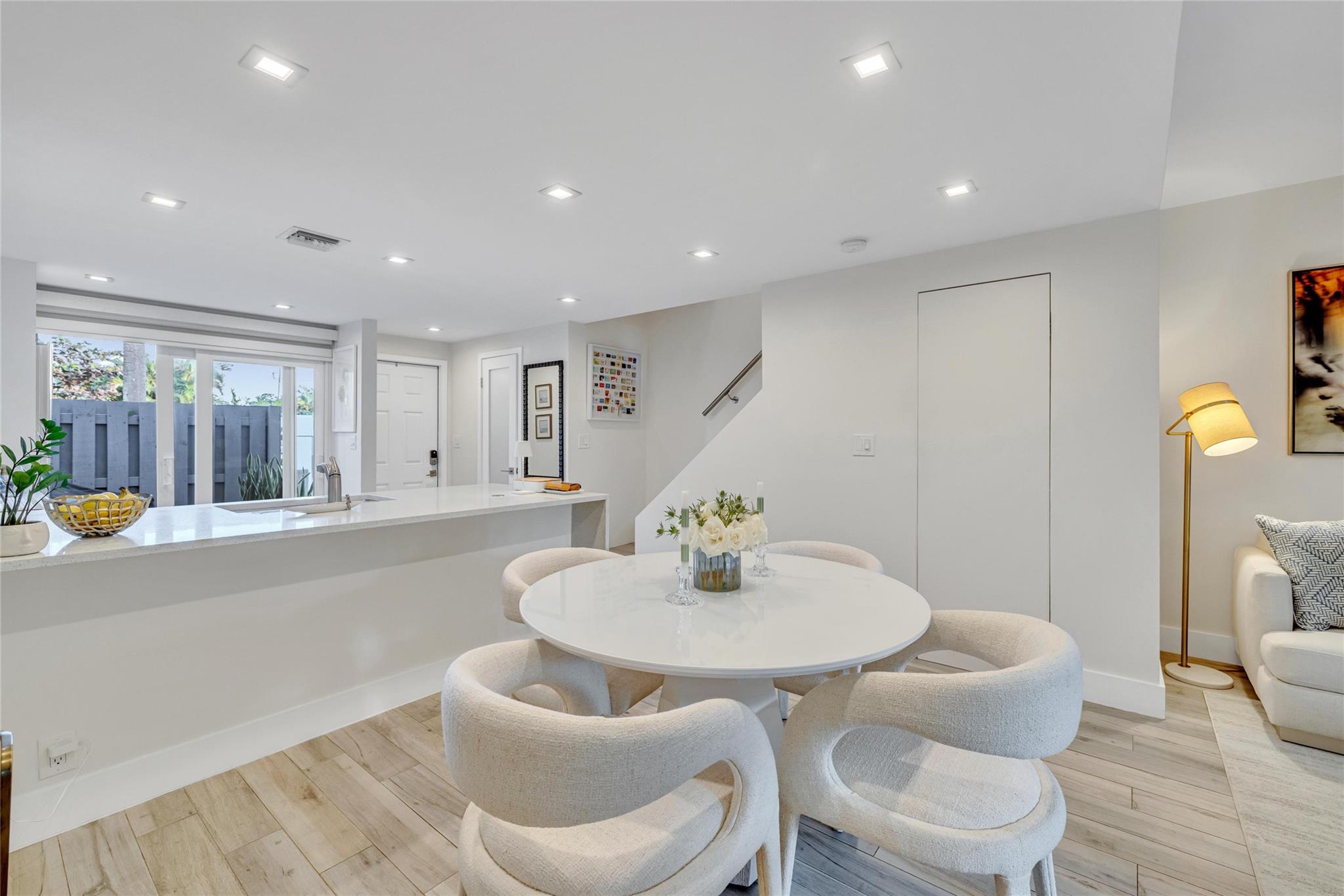 1991 NE 15th Ave Fort Lauderdale, FL 33305