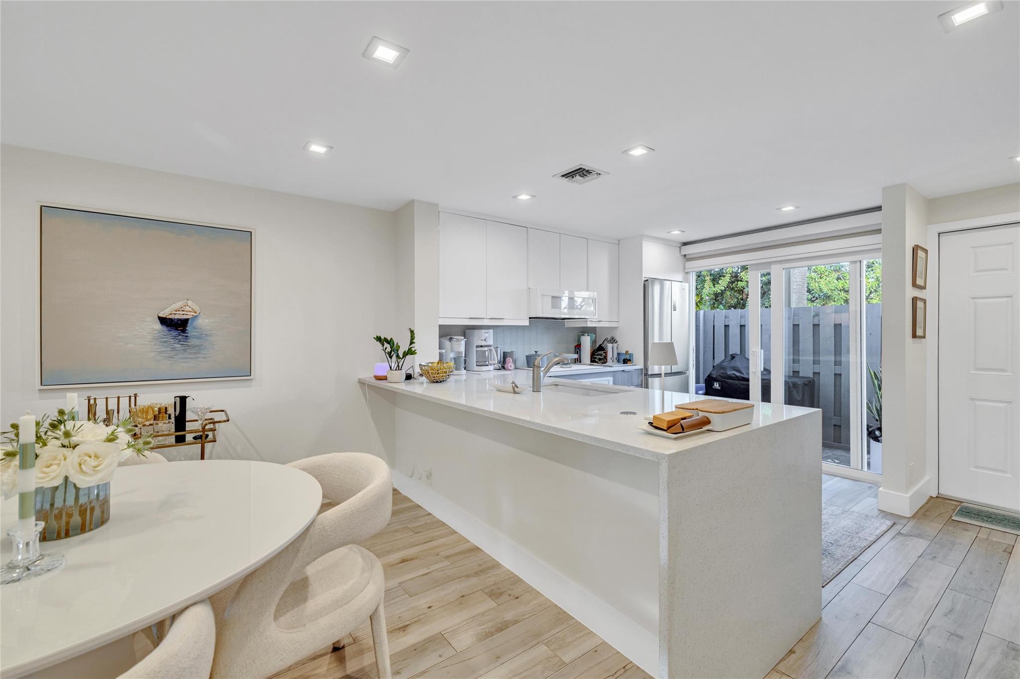 1991 NE 15th Ave Fort Lauderdale, FL 33305