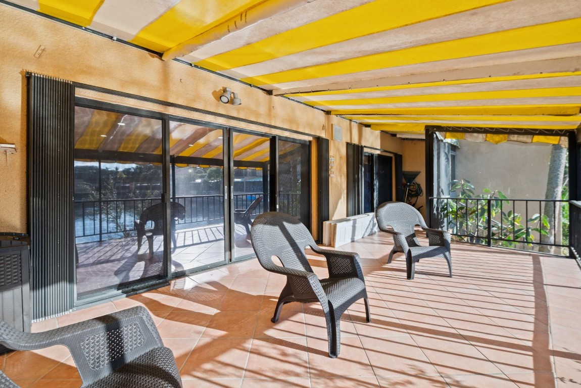 15442 Kippford Miami Lakes, FL 33014