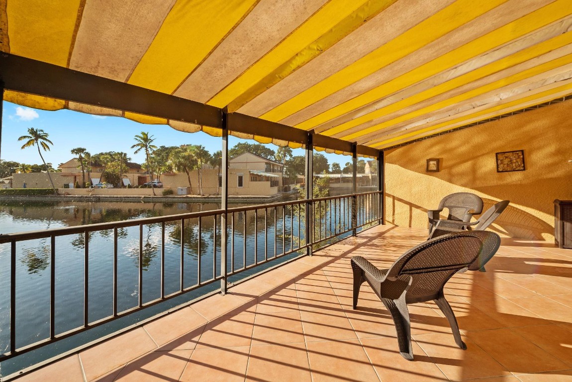 15442 Kippford Miami Lakes, FL 33014