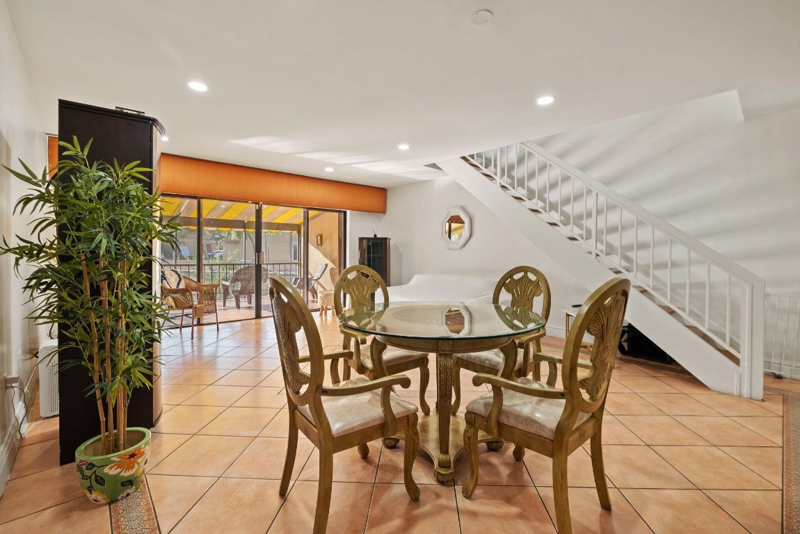 15442 Kippford Miami Lakes, FL 33014