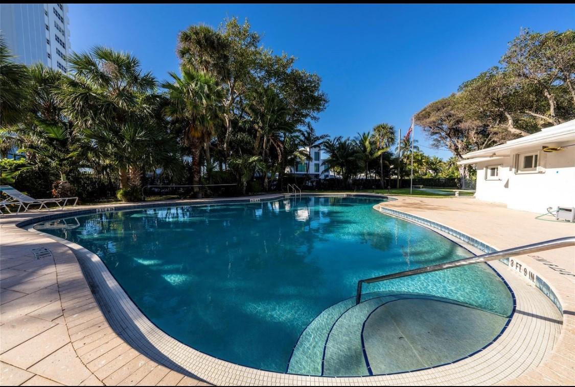 2620 SE 21st St Fort Lauderdale, FL 33316