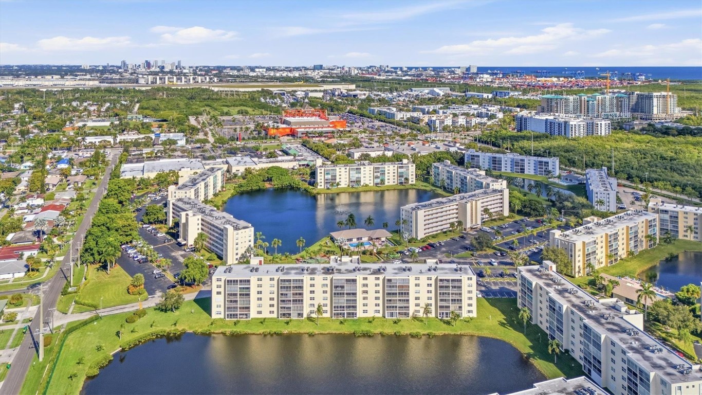 311 SE 3rd St #410 Dania Beach, FL 33004