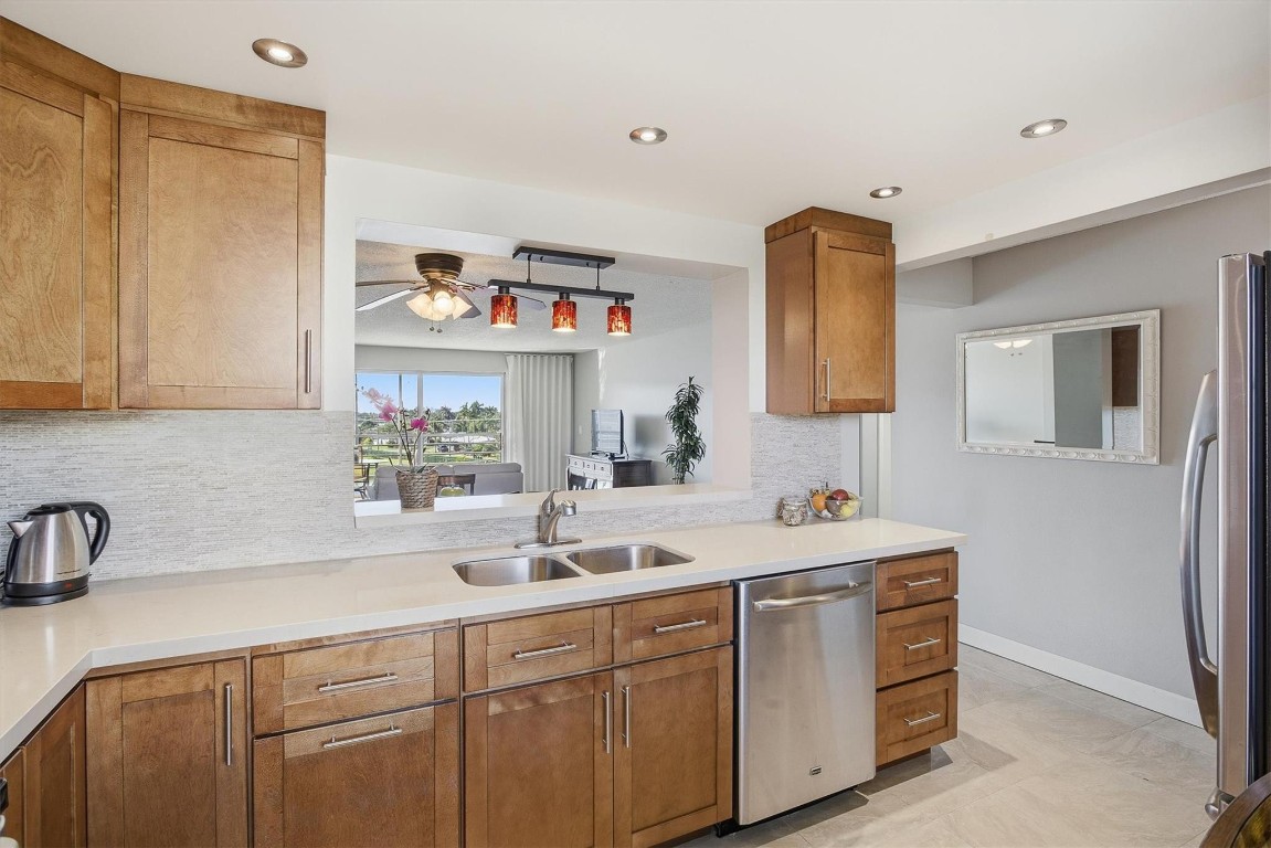 311 SE 3rd St #410 Dania Beach, FL 33004