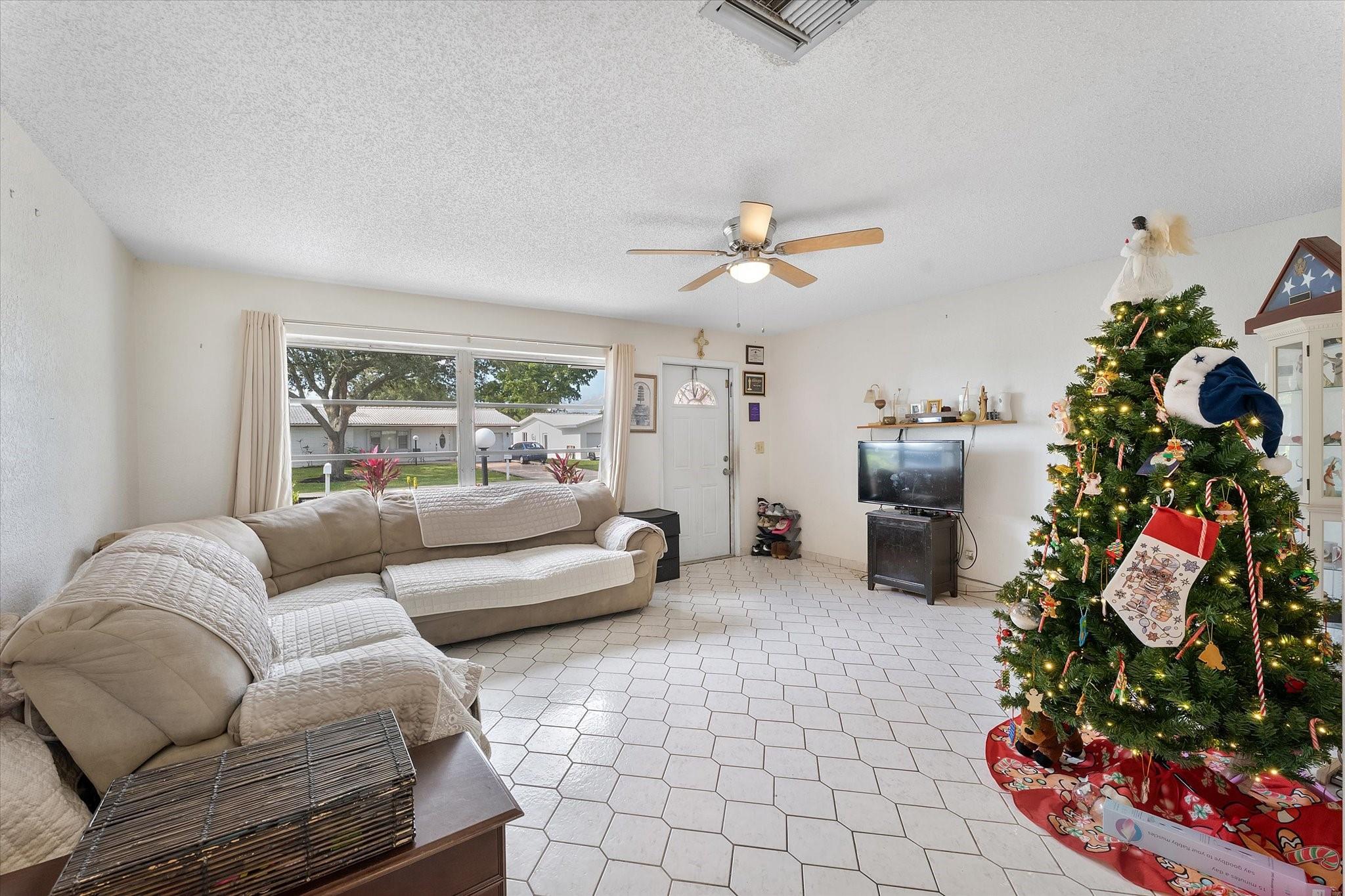 1540 NW 85th Ave Plantation, FL 33322