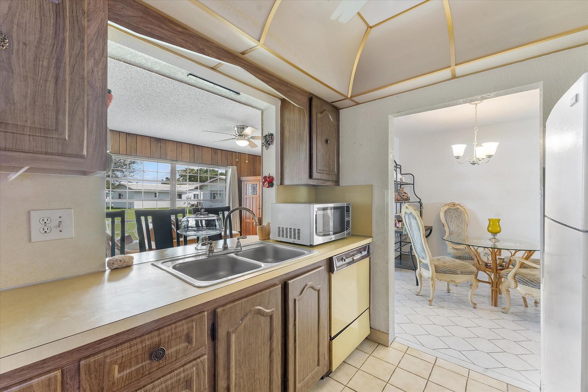 1540 NW 85th Ave Plantation, FL 33322