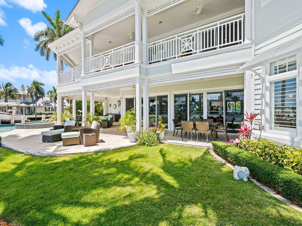 2898 NE 26th Fort Lauderdale, FL 33305