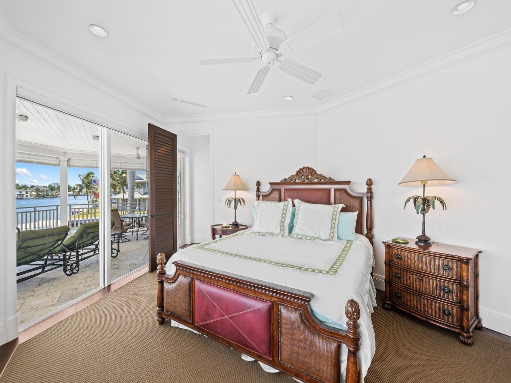 2898 NE 26th Fort Lauderdale, FL 33305