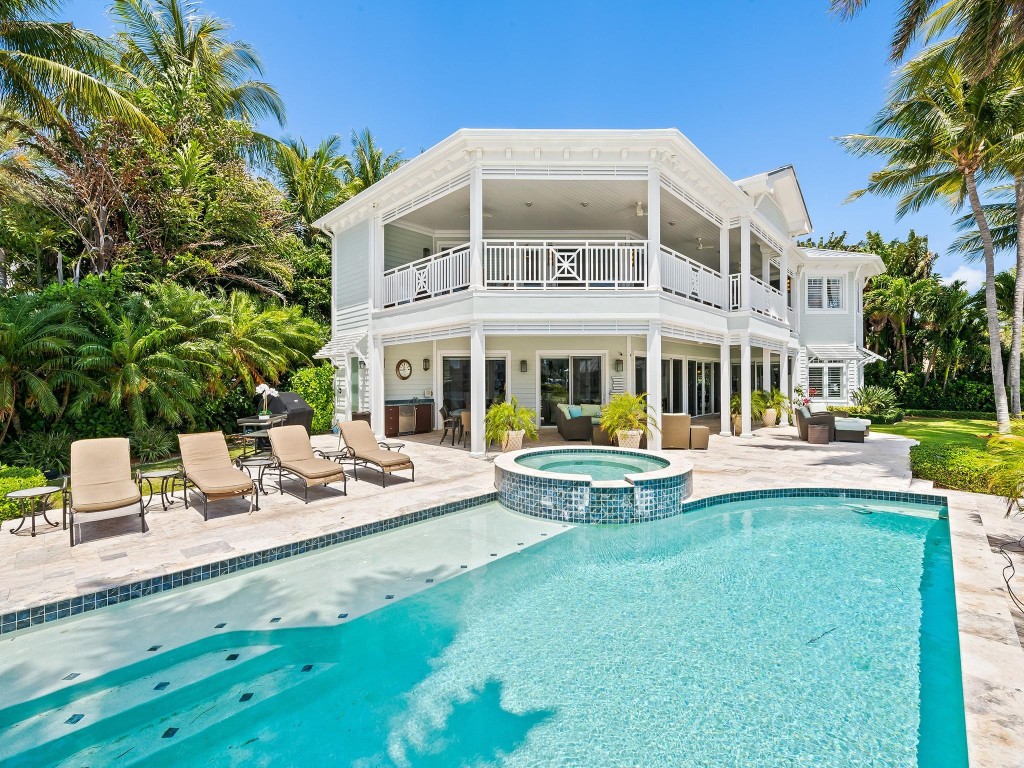 2898 NE 26th Fort Lauderdale, FL 33305