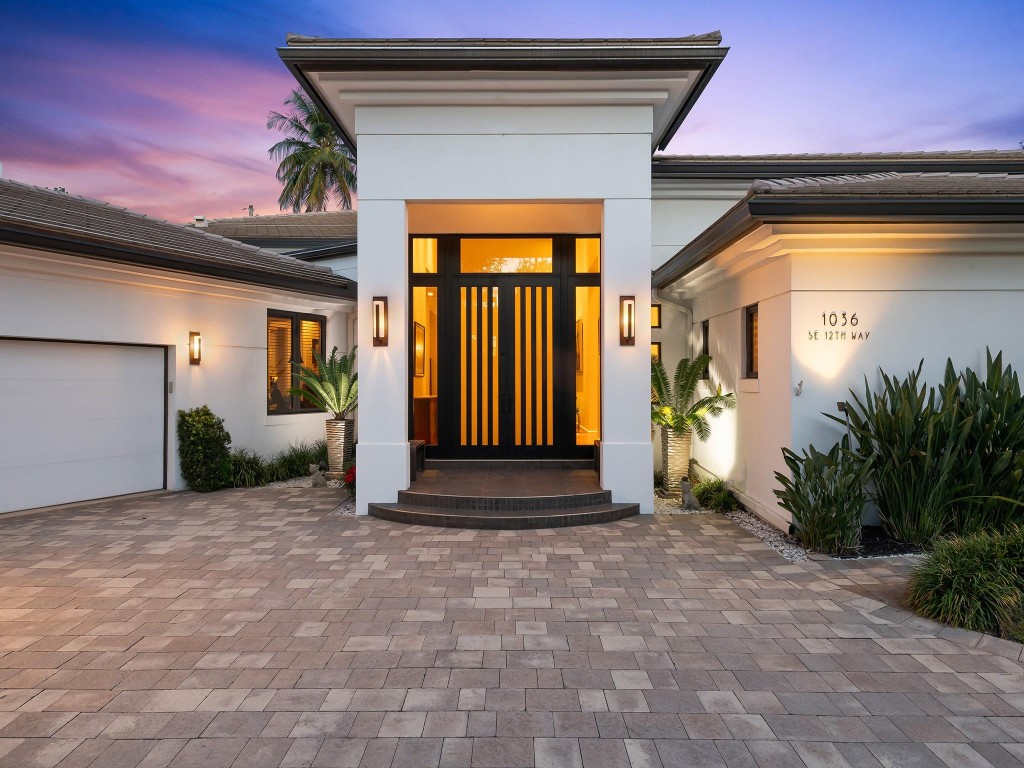 1036 SE 12th Fort Lauderdale, FL 33316