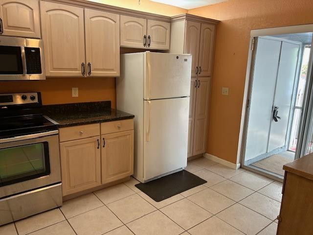 4210 Lucerne Villas Lake Worth, FL 33467