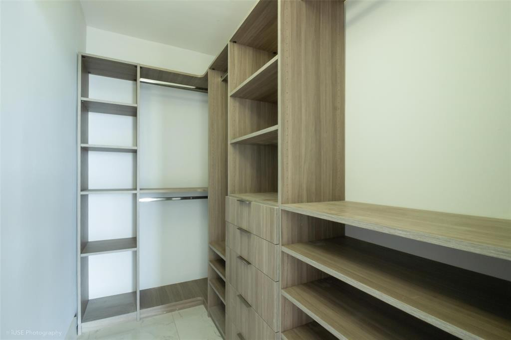 image Courvoisier Courts12