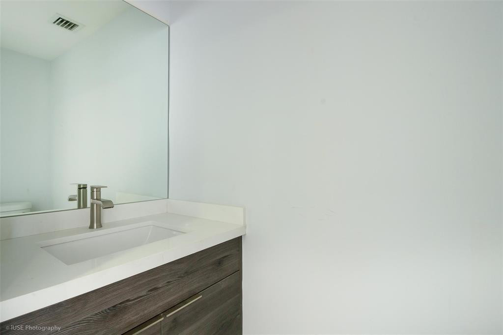 image Courvoisier Courts13