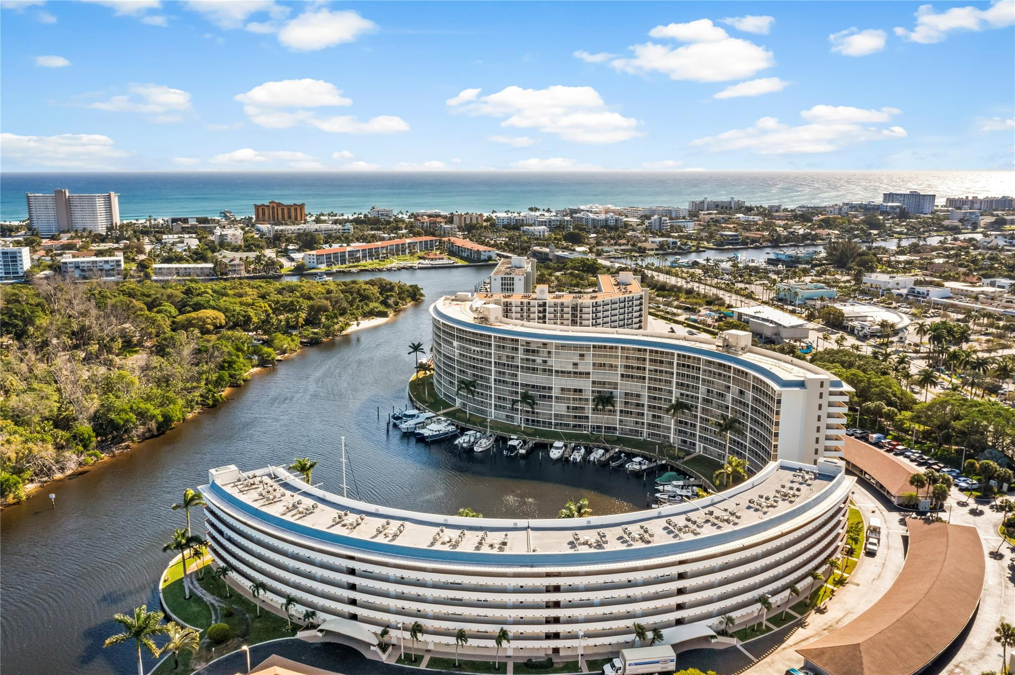 1523 E Hillsboro #531